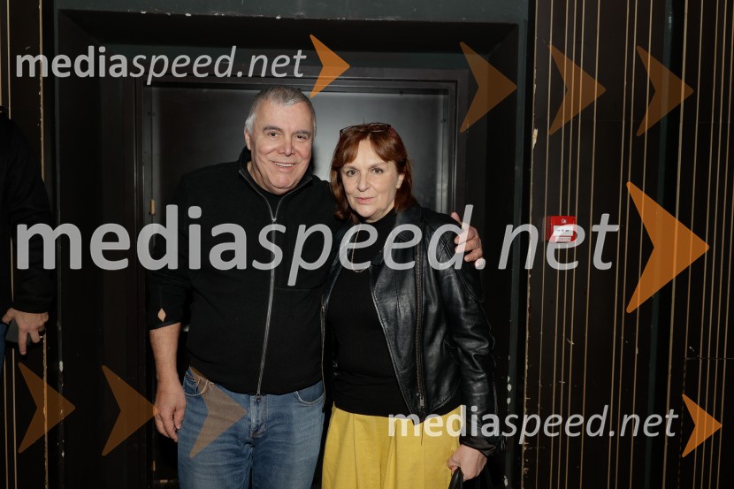  Zoran Predin, glasbenik;  Barbara Lapajne Predin, igralkaAvtomobili, koncert ob izidu novega albuma Potujemo