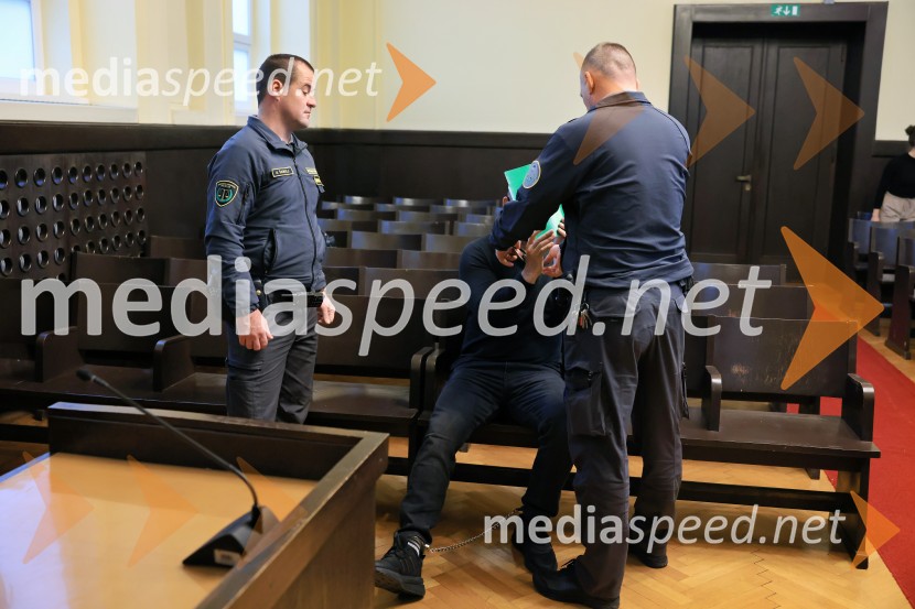  Kristijan KamenikKristijan Kamenik na mariborskem okrožnem sodišču