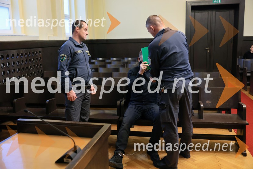  Kristijan KamenikKristijan Kamenik na mariborskem okrožnem sodišču