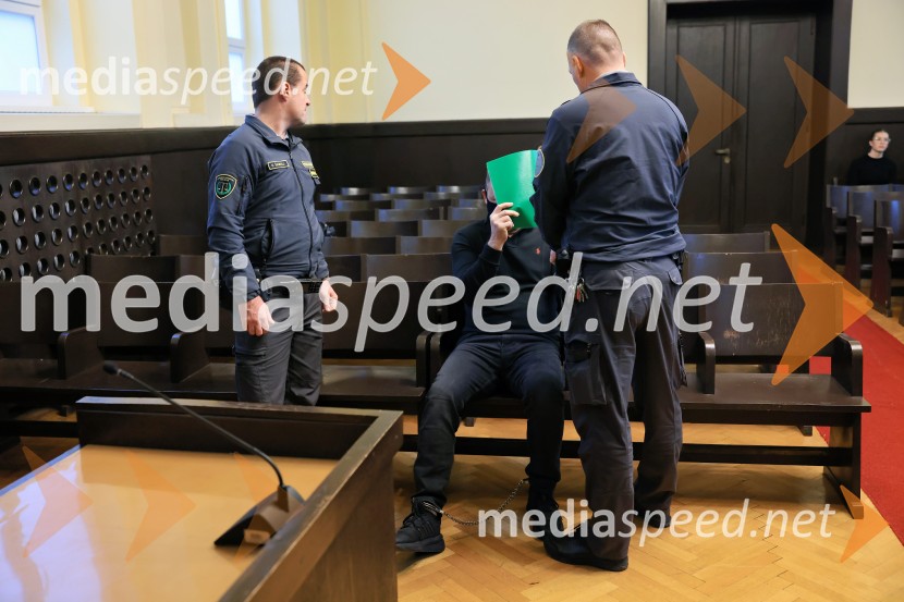  Kristijan KamenikKristijan Kamenik na mariborskem okrožnem sodišču