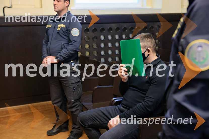  Kristijan KamenikKristijan Kamenik na mariborskem okrožnem sodišču