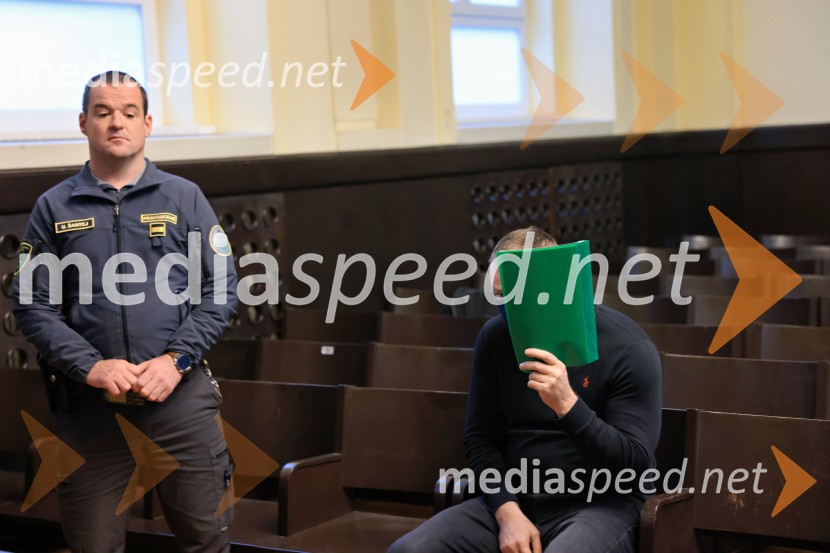  Kristijan KamenikKristijan Kamenik na mariborskem okrožnem sodišču