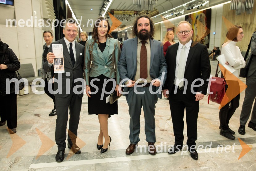  Numa Bischof, executive director, Lucerne Symphony Orchestra;  Gaja Višnar, igralka;   Jure Novak, generalni direktor, Cankarjev dom; mag. Aleš Drenik, vodja programa resne glasbe, opere in balet, Cankarjev domLuzernski simfonični orkester v Cankarjevem domu