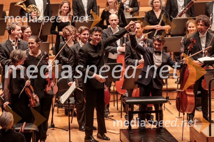  Michael Sanderling, dirigent;  Gautier Capuçon, violončelistLuzernski simfonični orkester v Cankarjevem domu