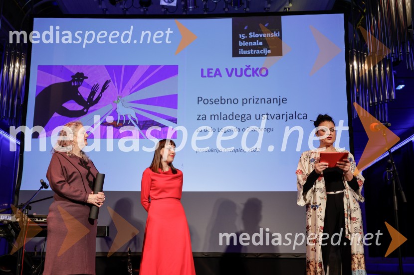  Tanja Mastnak;  Lea Vučko, oblikovalka vizualnih komunikacij;  Pia Zemljič, igralka15. Slovenski bienale ilustracije, odprtje razstave