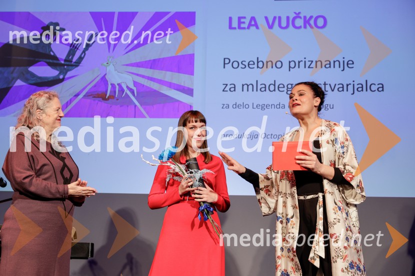  Tanja Mastnak;  Lea Vučko, oblikovalka vizualnih komunikacij;  Pia Zemljič, igralka15. Slovenski bienale ilustracije, odprtje razstave