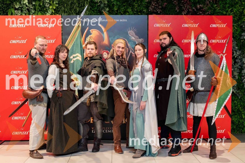  Domen Kodrič;  Lučka Vreček;  Jurij K. Koya;  Matic  Gaiser, cosplayer, costumer;  Klara Čotar, Black Tea Cosplay;  David Glavič;  Blaž Berlec, ustanovitelj društva, Slovensko Tolkienovo društvo Gil-galadGospodar prstanov: vojna Rohirrimov, premiera v Cineplexx Ljubljana
