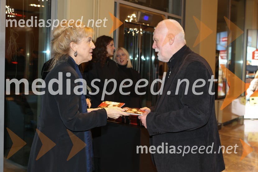  Barbara Hieng Samobor, direktorica in umetniška vodja MGL;  Marko Gorjanc, nekdanji ravnatelj/pomočnik ravnatelja SNG Drama LjubljanaEX, premiera drame v MGL