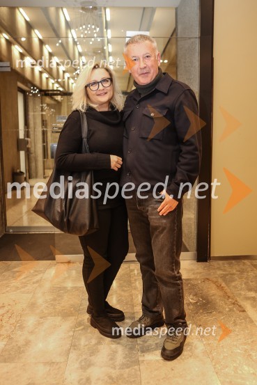  Nataša Barbara Gračner, režiserka in igralka;  Ivica Buljan, režiserEX, premiera drame v MGL