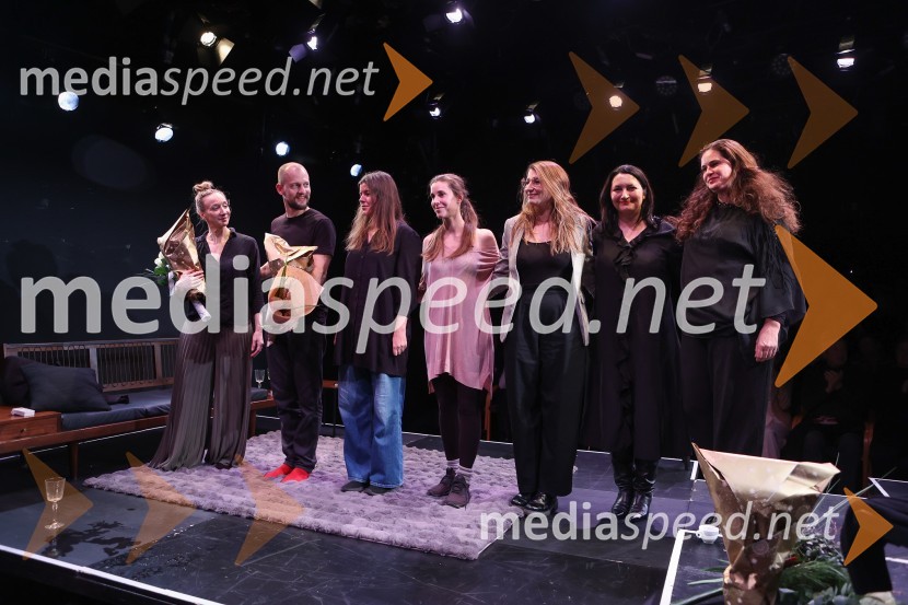  Mojca Funkl, igralka;  Jernej Gašperin, igralec;  Maruša Kink, igralka, režiserka;  Nina Rakovec, igralka, pevka;  Veronika Kumar, pevka;  Petra Pogorevc, dramaturginja in avtorica;  Vasilija Fišer, scenografinja in kostumografinjaEX, premiera drame v MGL