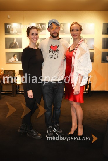  Nina Rakovec, igralka, pevka;  Mojca Funkl, igralka;  Jernej Gašperin, igralecEX, premiera drame v MGL