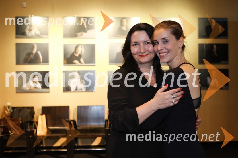  Petra Pogorevc, dramaturginja in avtorica;  Nina Rakovec, igralka, pevkaEX, premiera drame v MGL
