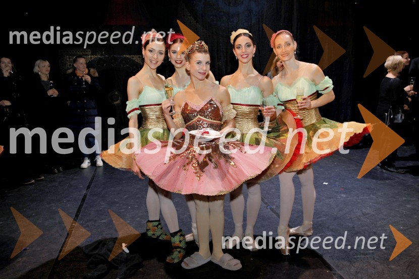  Monja Obrul, baletna plesalka;  Tea Bajc, baletna plesalka;  Tetiana Svetlična, baletna plesalka;  Beatrice Bartolomei, baletna plesalka;  Olesja Hartmann, baletkaHrestač, jubilejna stota izvedba, SNG Maribor