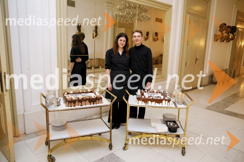 Hrestač, jubilejna stota izvedba, SNG Maribor