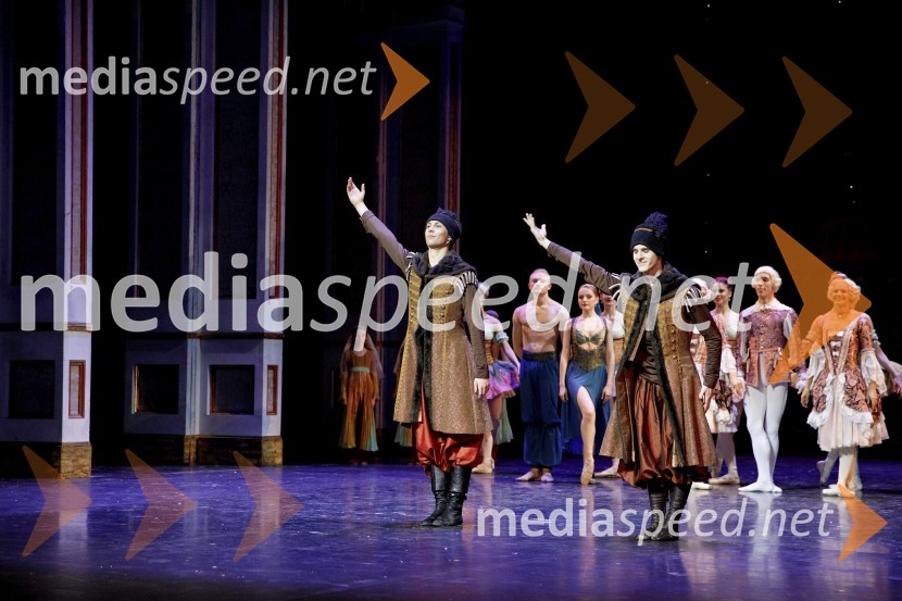 Hrestač, jubilejna stota izvedba, SNG Maribor