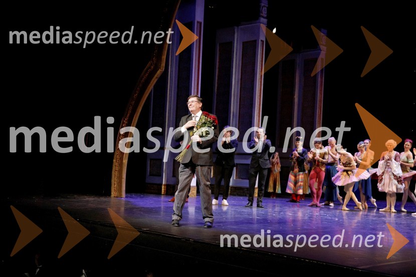  Simon Robinson, dirigentHrestač, jubilejna stota izvedba, SNG Maribor