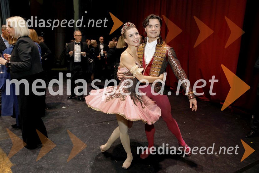  Tetiana Svetlična, baletna plesalka;  Ionut Dinita, baletni plesalecHrestač, jubilejna stota izvedba, SNG Maribor