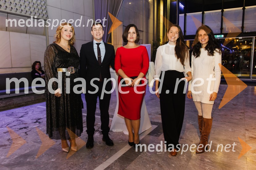  Špela  Šikovec, Francosko slovenski poslovni klub;  Žiga  Kosmatin, odvetnik;  Ira  Mašič, odvetnica;  ... ;  ... 31. managerski koncert