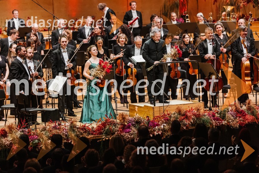  Patricija  Avšič, violina;  George Pehlivanian, dirigent31. managerski koncert