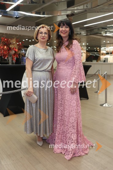 mag. Anita Stojčevska, podpredsednica uprave in članica uprave, odgovorna za poslovanje z gospodarskimi družbami, OTP banka;  Petra Kancler,  urednica revije Avenija31. managerski koncert