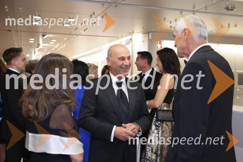  Marjan  Batagelj, predsednik upravnega odbora, Postojnska jama;  Slobodan Sibinčič , generalni sekretar Evropskega združenja poslovnih medijev, predsednik sveta Managerskih koncertov, Švedski generalni častni konzul31. managerski koncert