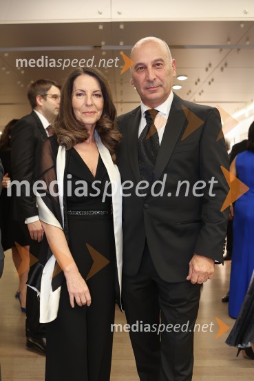  Katja Dolenc Batagelj, izvršna dirketorica trženja, Postojnska jama;  Marjan  Batagelj, predsednik upravnega odbora, Postojnska jama31. managerski koncert