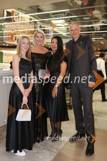  Kaja Juvančič;  Petra Juvančič, izvršna direktorica, Združenje Manager;  Pamela Campoblanco Royle; mag. Iztok Seljak, predsednik, Združenje Manager31. managerski koncert