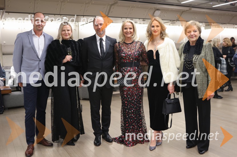  ... ;  ... ;  Patrik  Rozina;  Diana Dimnik, predsednica Lions klub Ljubljana Iliria;  ... ; mag. Vojka  Ravbar31. managerski koncert