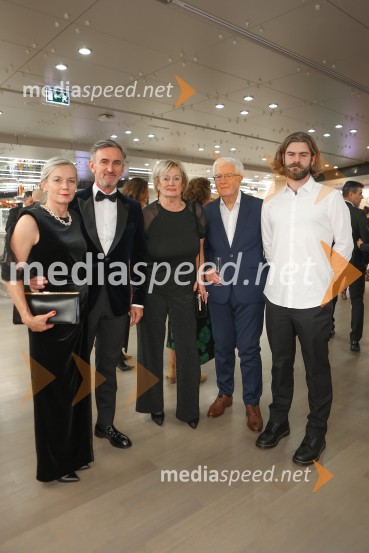  Alenka  Lukić, prof. za oblikovanje na Srednji šoli za oblikovanje MB;  Marko Lukić, lastnik in direktor družbe Lumar IG;  Hilda Lukić;  Milan Lukić, prokurist podjetja Lumar IG;  Matevž Lukić31. managerski koncert