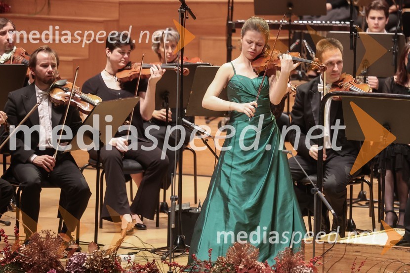  Patricija  Avšič, violina31. managerski koncert