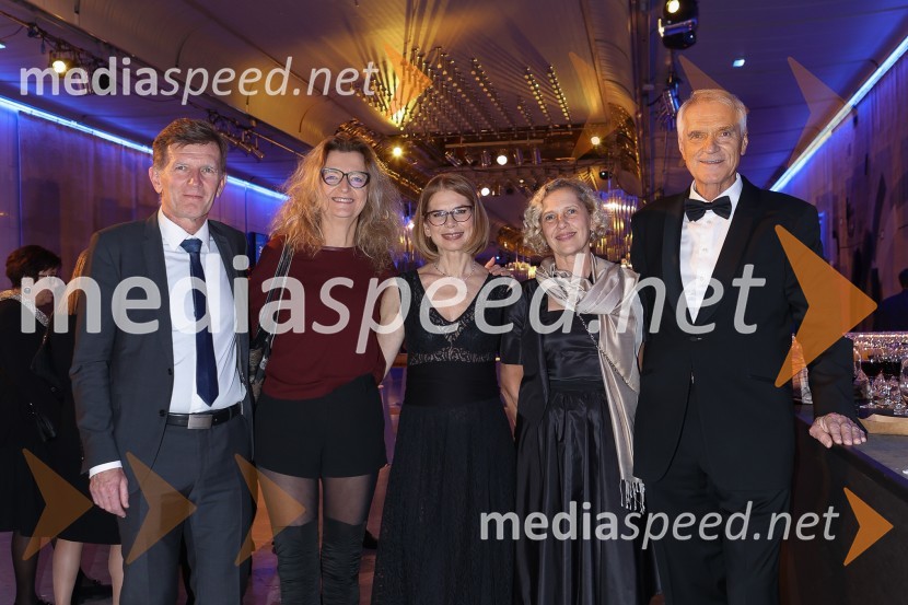  ... ;  ... ;  Eva Longyka Marušič, voditeljica;  ... ;  Slobodan Sibinčič , generalni sekretar Evropskega združenja poslovnih medijev, predsednik sveta Managerskih koncertov, Švedski generalni častni konzul31. managerski koncert