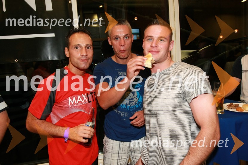 Tomaž Barada in Aleš Zemljič, taekwondoista in kickboksarja ter ...Povratna tekma 2. kroga kvalifikacij za Ligo prvakov, NK Maribor - FC Wit Georgia