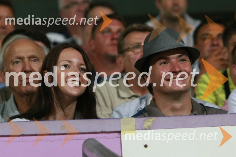 Anja Šrot, manekenka in spremljevalecPovratna tekma 2. kroga kvalifikacij za Ligo prvakov, NK Maribor - FC Wit Georgia