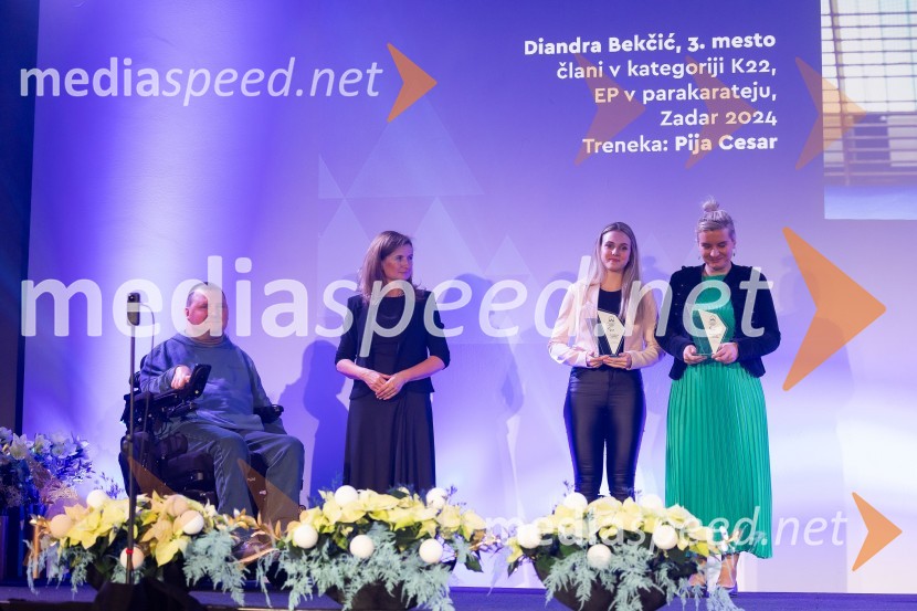  Midhet Huskić, predsednik, NSIOS;  Mojca Leskovar, predsednica uprave, Thermana Laško;  Pia Cesar;  Diandra Bekčić, parakarateistkaParašportnik leta 2024