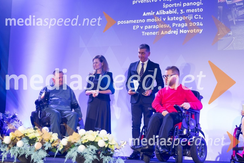  Midhet Huskić, predsednik, NSIOS;  Mojca Leskovar, predsednica uprave, Thermana Laško;  ... ;  Amir Alibabić, paraplesalecParašportnik leta 2024