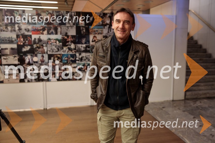  Robert Prebil, igralecBabica gre na jug, svečana premiera digitalizirane klasike in poklon Vinciju Vogueu Anžlovarju