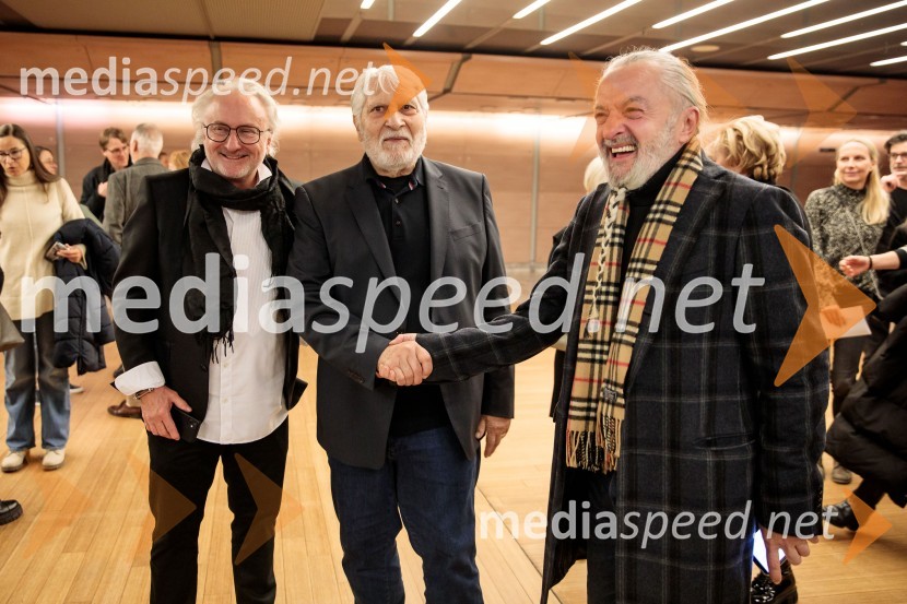  Peter Bratuša, režiser;  Boris Cavazza, igralec;  Milan Gačanovič - Gacho, modni oblikovalec in art direktorBabica gre na jug, svečana premiera digitalizirane klasike in poklon Vinciju Vogueu Anžlovarju