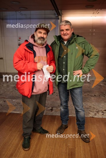  Dalaj Eegol, DJ- Recycleman;  Matej Družnik, fotograf, DeloBabica gre na jug, svečana premiera digitalizirane klasike in poklon Vinciju Vogueu Anžlovarju