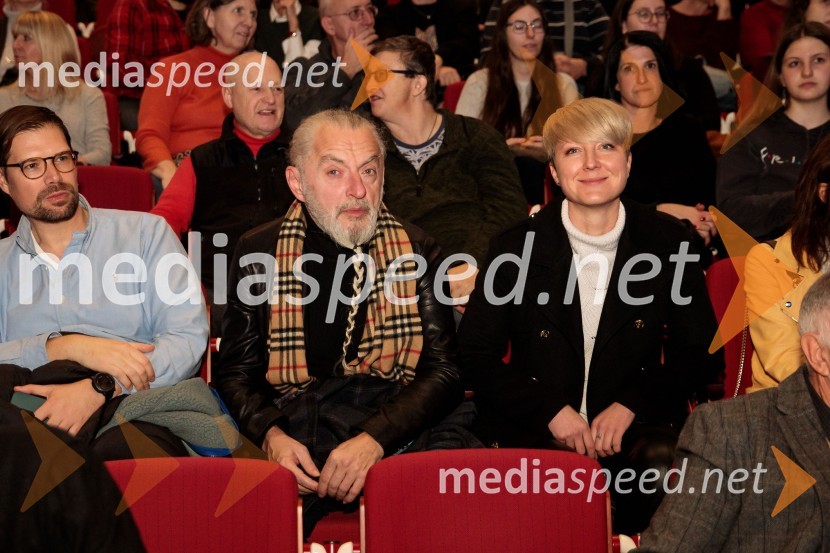  Milan Gačanovič - Gacho, kreativni direktor;  Nina  Žnideršič, fotografinjaBabica gre na jug, svečana premiera digitalizirane klasike in poklon Vinciju Vogueu Anžlovarju