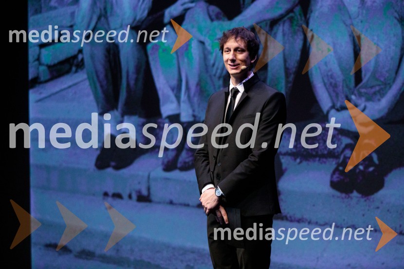  Jurij Drevenšek, igralecBabica gre na jug, svečana premiera digitalizirane klasike in poklon Vinciju Vogueu Anžlovarju