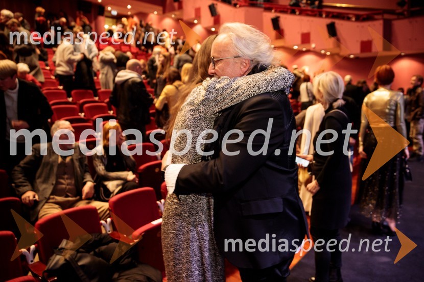  Peter Bratuša, režiserBabica gre na jug, svečana premiera digitalizirane klasike in poklon Vinciju Vogueu Anžlovarju