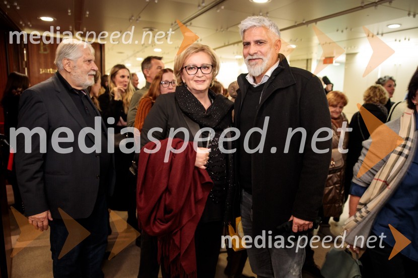  Ksenija Benedetti, predavateljica, muzikologinja, pianistka in nekdanja vodja Protokola Republike Slovenije;  Sebastian Cavazza, dramski in filmski igralecBabica gre na jug, svečana premiera digitalizirane klasike in poklon Vinciju Vogueu Anžlovarju