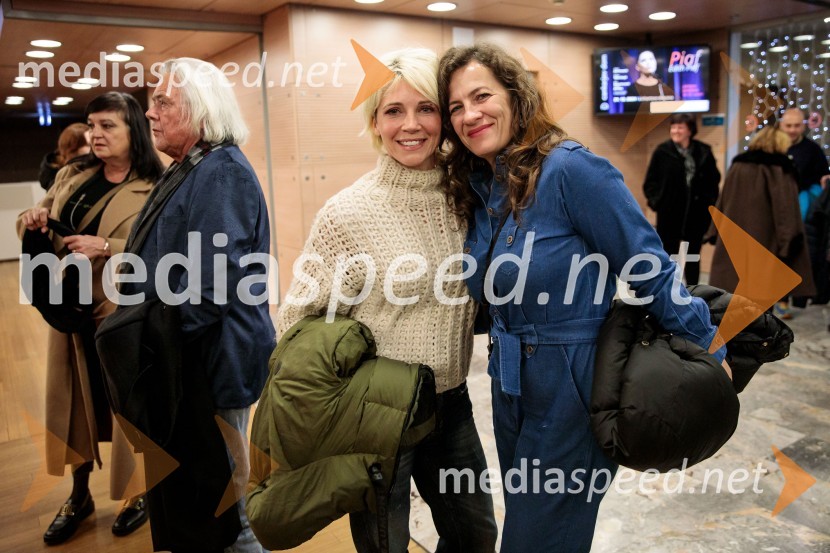  ... ;  Nataša Rhind-Tutt,  mojstrica joge in umetnica ličenjaBabica gre na jug, svečana premiera digitalizirane klasike in poklon Vinciju Vogueu Anžlovarju