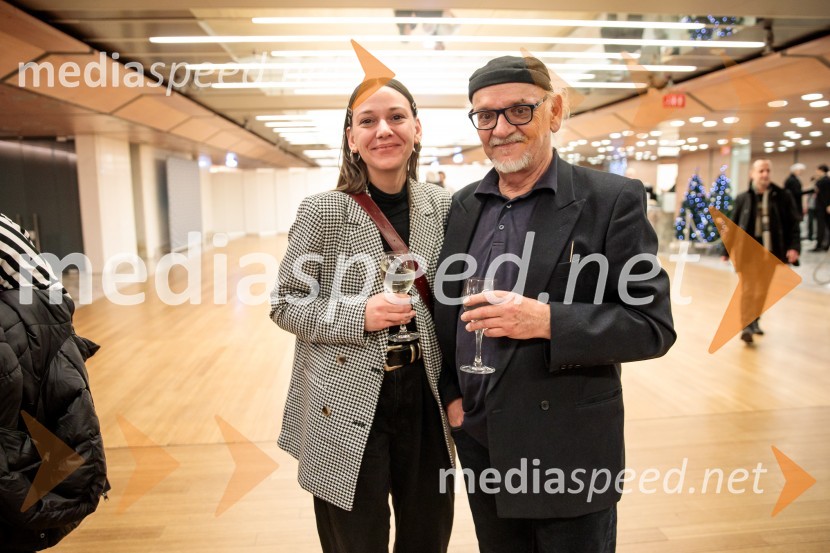 Babica gre na jug, svečana premiera digitalizirane klasike in poklon Vinciju Vogueu Anžlovarju