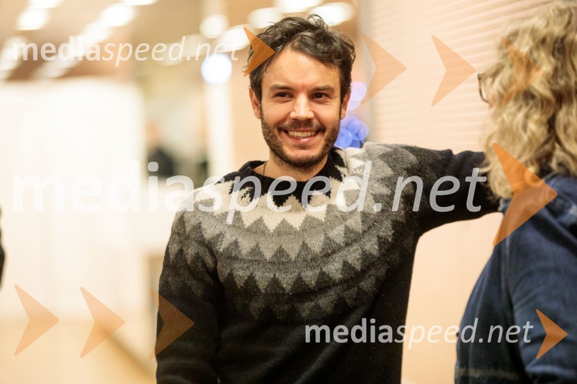  Francesco Borchi, igralecBabica gre na jug, svečana premiera digitalizirane klasike in poklon Vinciju Vogueu Anžlovarju