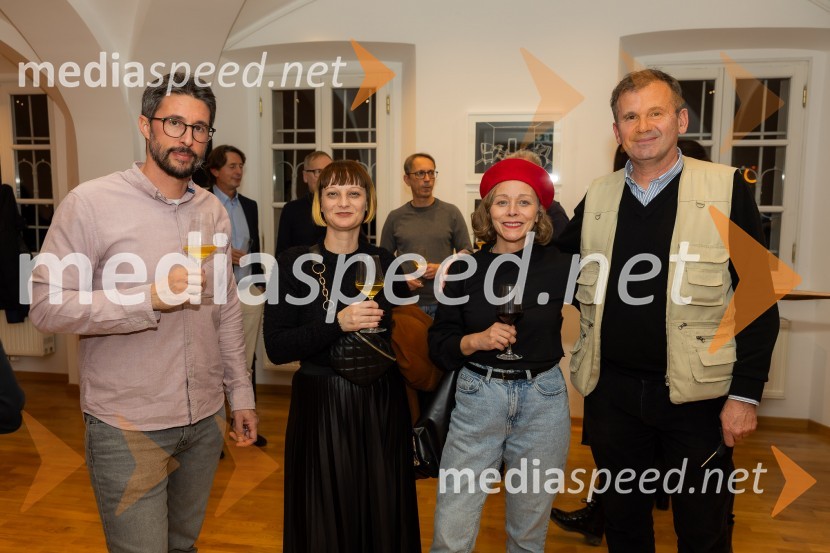  Jaka Babnik, fotograf;  ... ;  ... ;  Borut Krajnc, fotografStanje stvari / State of Affairs, odprtje razstave v Galeriji Miklova hiša