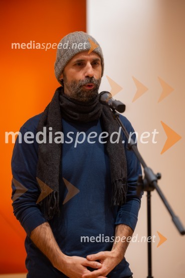  Miha Colner, kustosStanje stvari / State of Affairs, odprtje razstave v Galeriji Miklova hiša