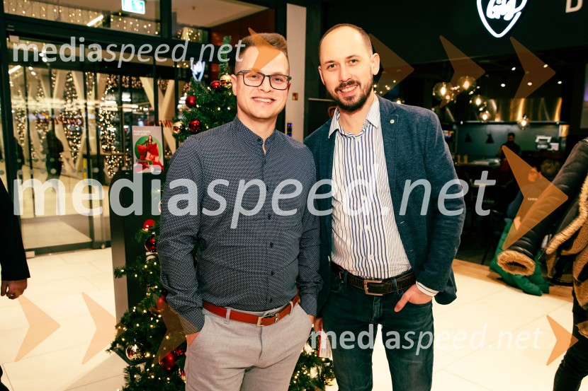  Tomaž Krt, Skupina Kvatropirci;  ... Mufasa: Levji kralj, premiera v Cineplexx Ljubljana