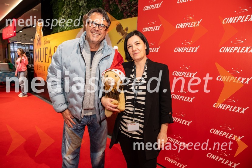  Jernej Kuntner, igralec;  Andreja Purger, marketing CineplexxMufasa: Levji kralj, premiera v Cineplexx Ljubljana