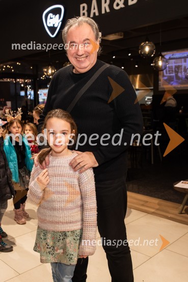  ... ;  Marjan Bunič, pevec, voditelj, Radio OgnjiščeMufasa: Levji kralj, premiera v Cineplexx Ljubljana